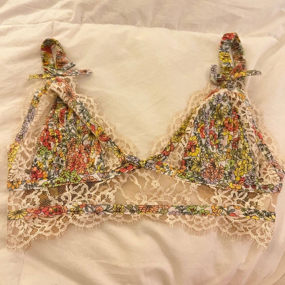 Floral Lace Bralette